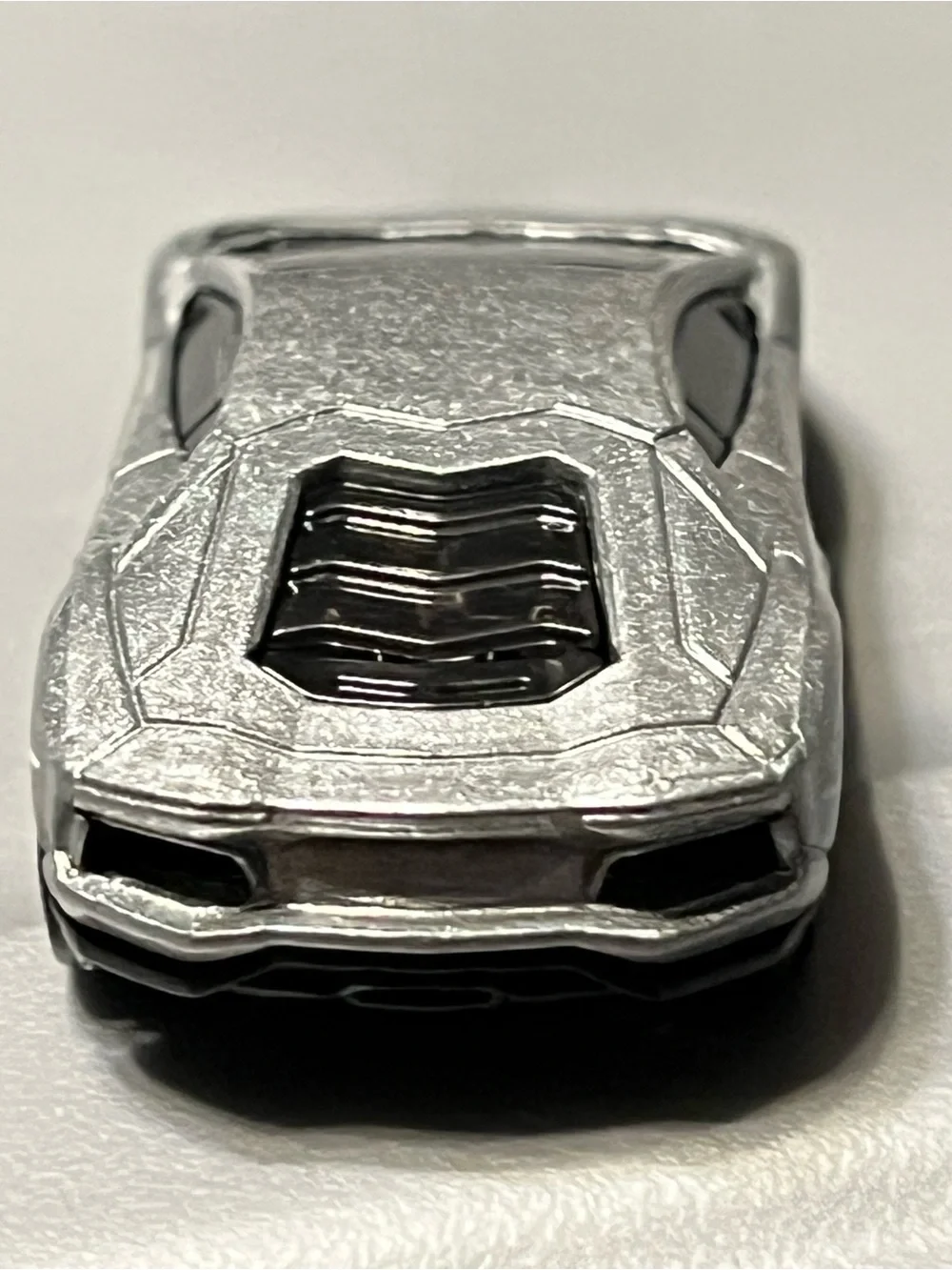 Hot Wheels Lamborghini Aventador Silver Metallic Car